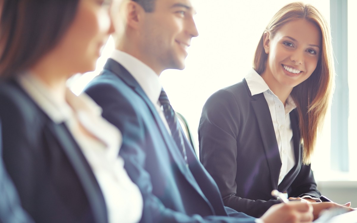 Public Sector vs Private Sector: Which Career Path Suits You?